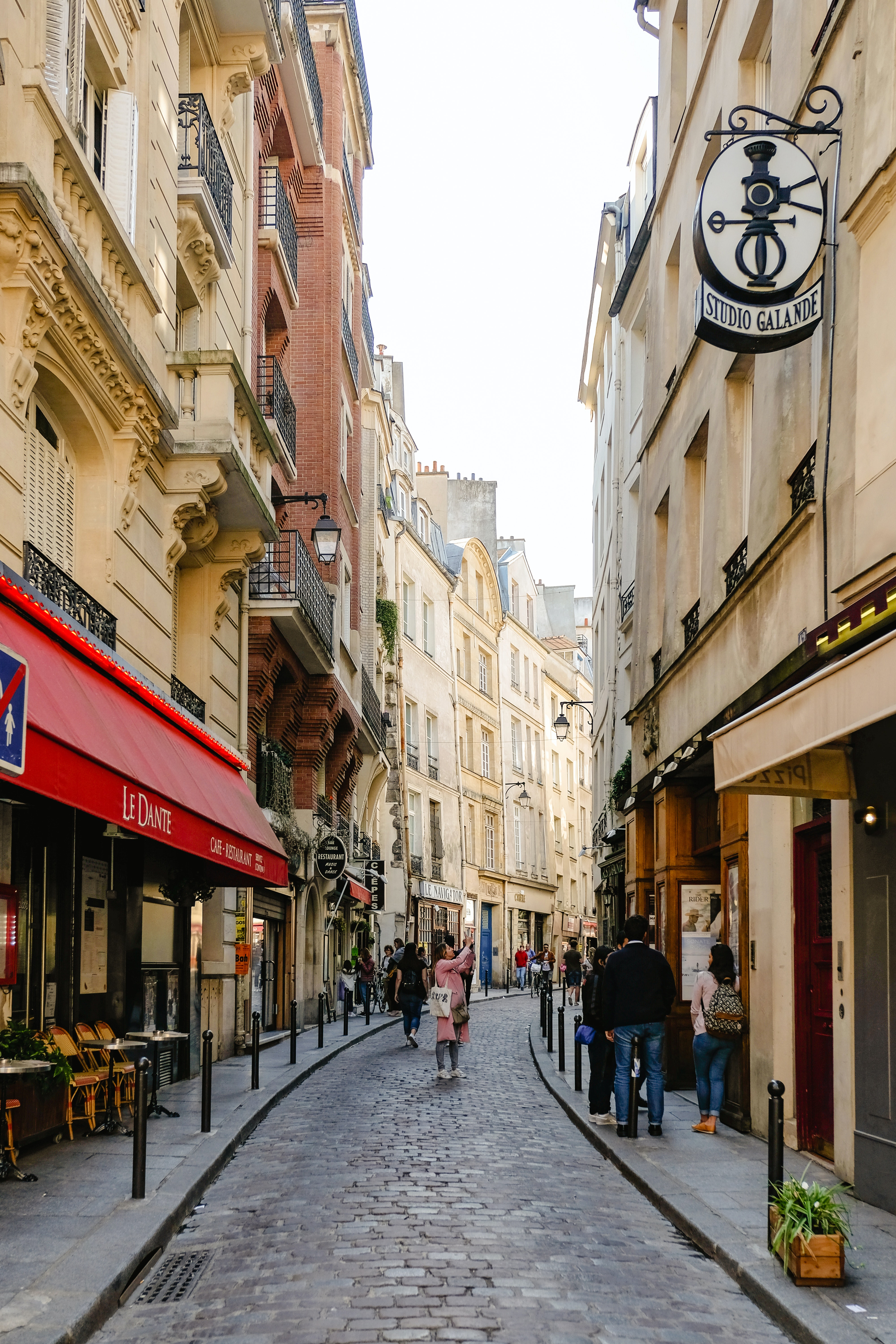 Bar Crawl Tours